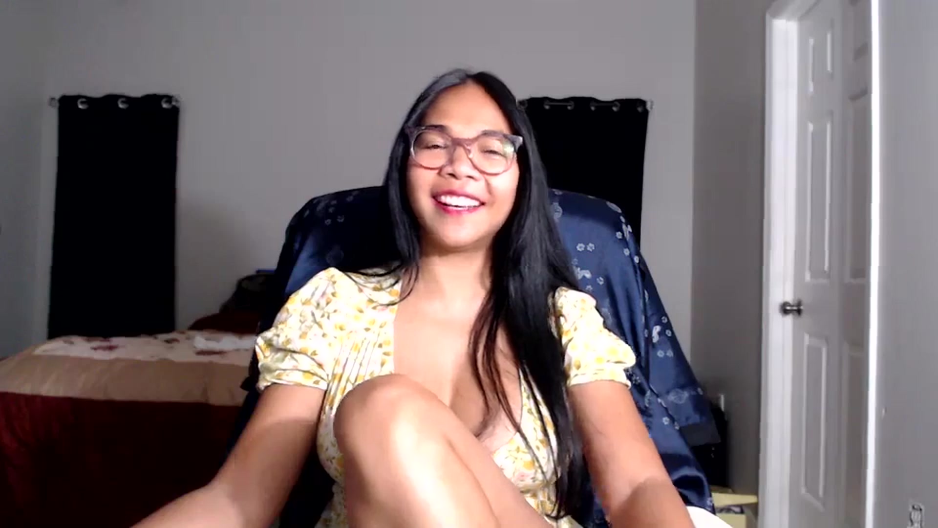 Gallery image thumbnail from Littlekai2025's myfreecams stream on, 10/05/2025, 01:25 image 3 of 20