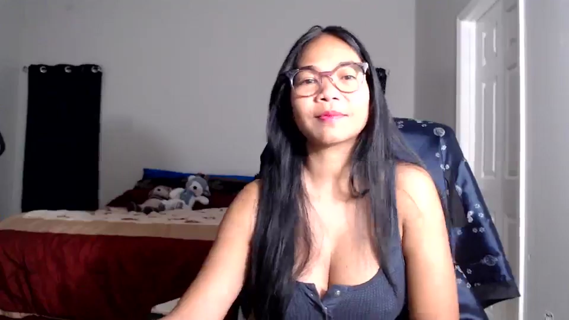 Gallery image thumbnail from Littlekai2025's myfreecams stream on, 10/06/2025, 24:01 image 5 of 20