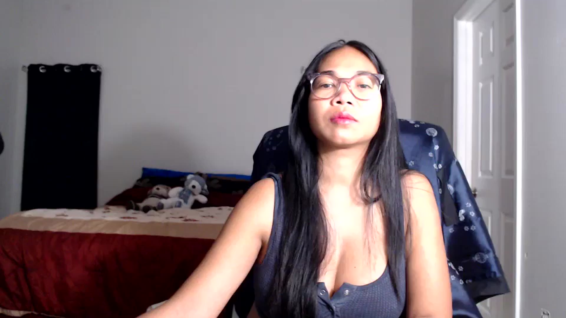 Gallery image thumbnail from Littlekai2025's myfreecams stream on, 10/06/2025, 24:01 image 4 of 20