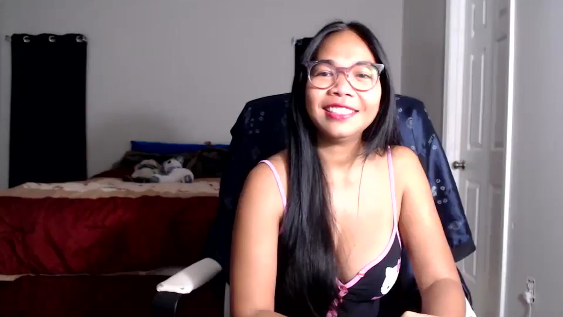 Gallery image thumbnail from Littlekai2025's myfreecams stream on, 10/07/2025, 03:57 image 2 of 20