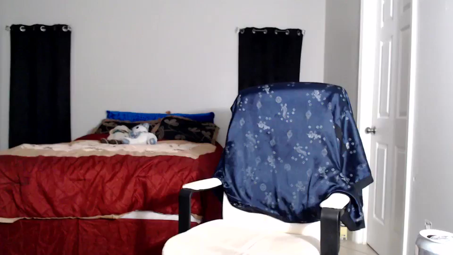 Gallery image thumbnail from Littlekai2025's myfreecams stream on, 10/07/2025, 03:57 image 13 of 20