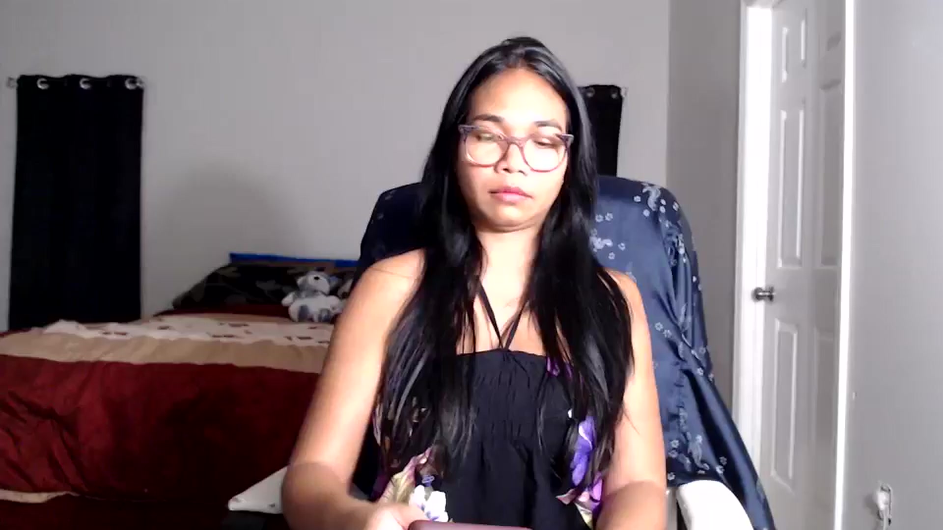 Gallery image thumbnail from Littlekai2025's myfreecams stream on, 10/10/2025, 01:07 image 12 of 20