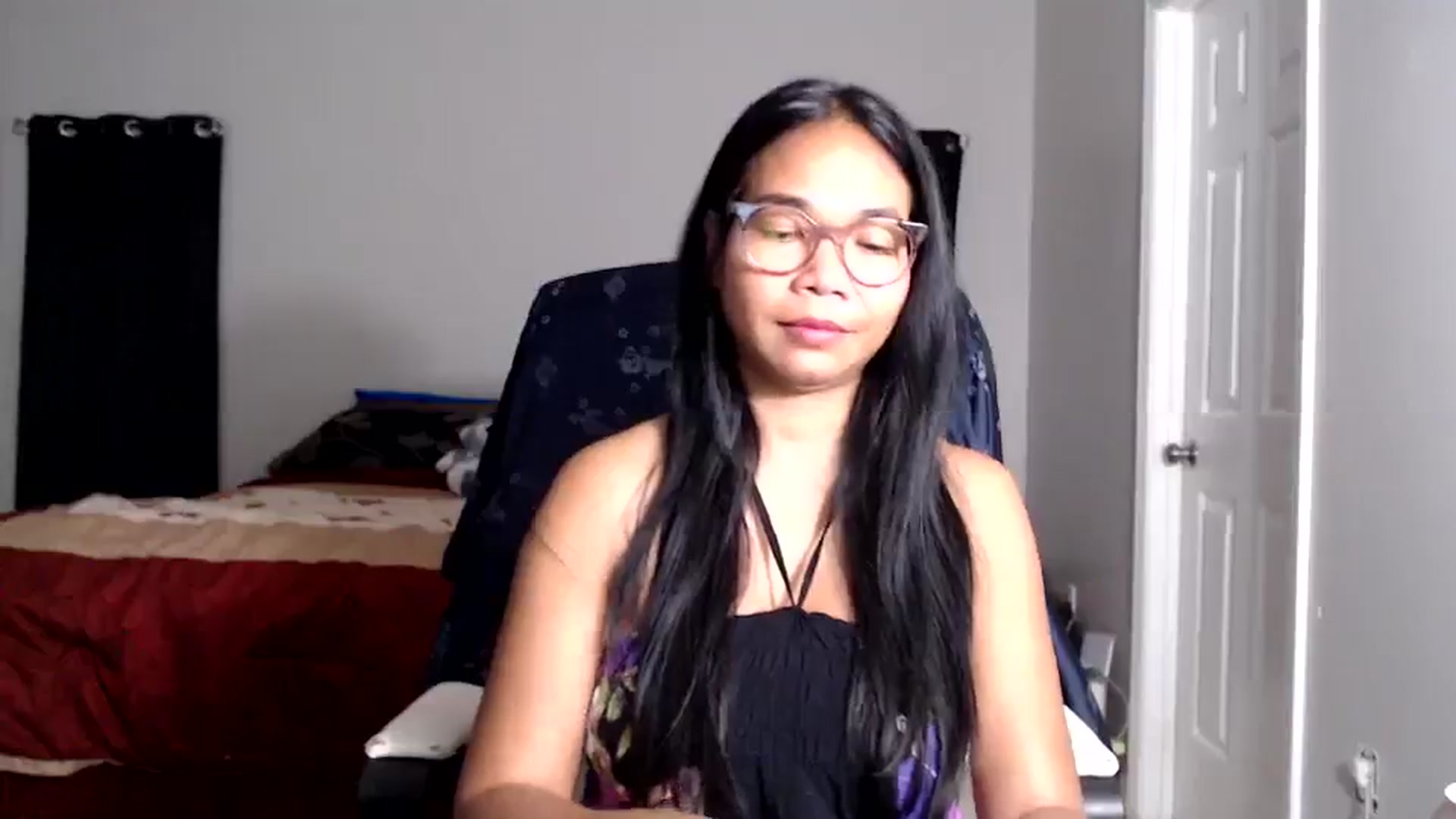 Gallery image thumbnail from Littlekai2025's myfreecams stream on, 10/10/2025, 01:07 image 5 of 20