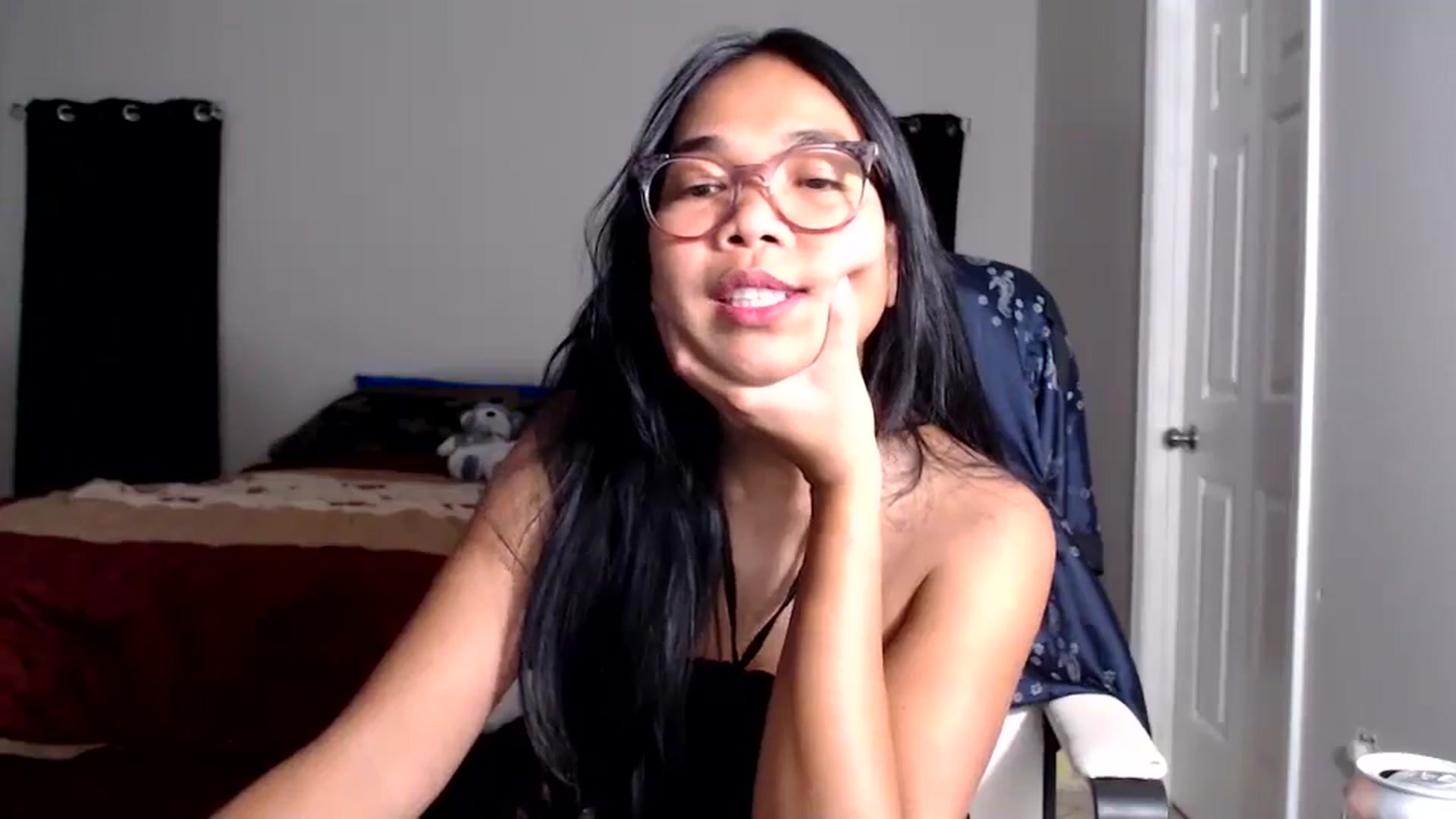 Gallery image thumbnail from Littlekai2025's myfreecams stream on, 10/10/2025, 02:41 image 12 of 20