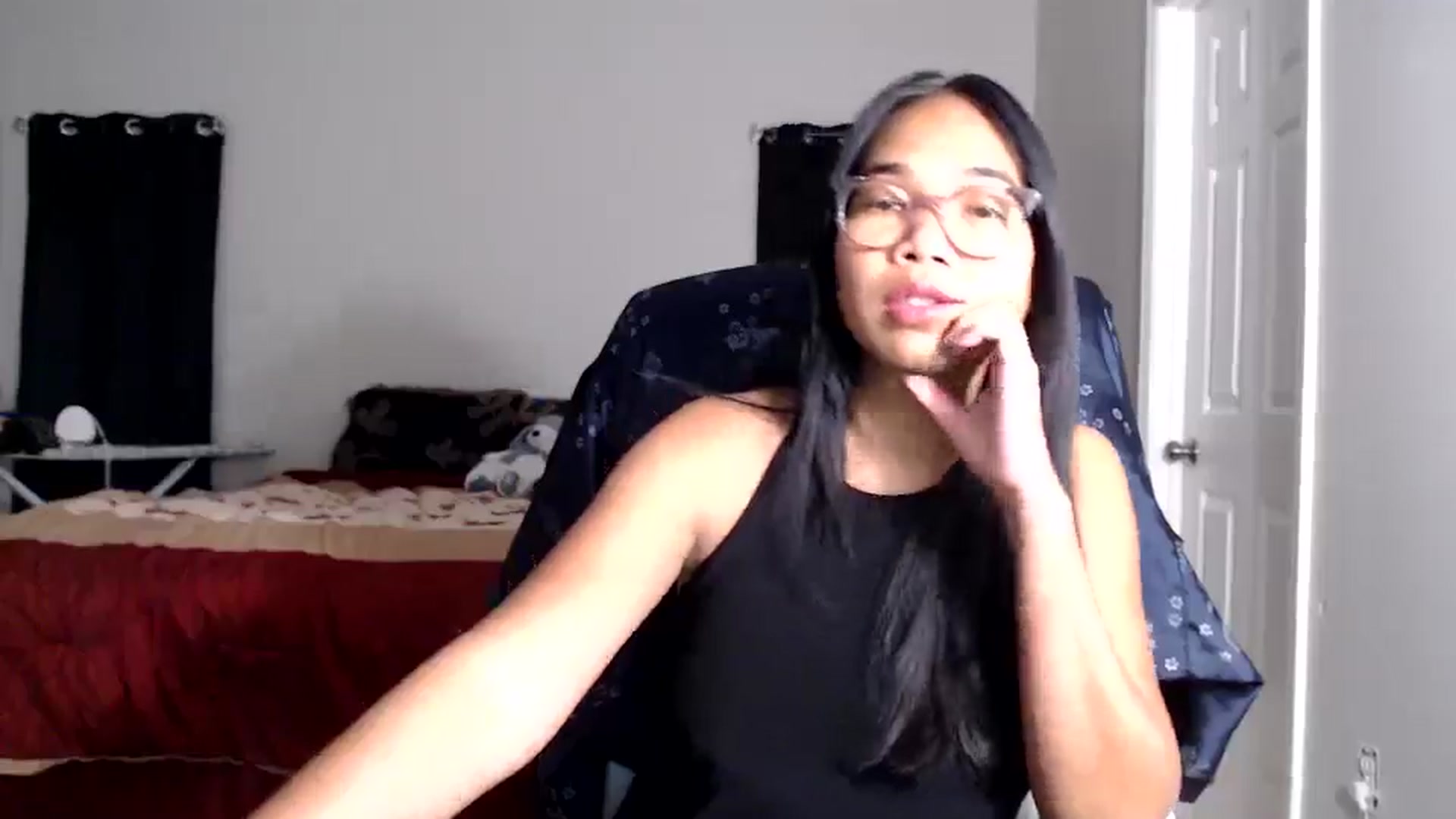 Gallery image thumbnail from Littlekai2025's myfreecams stream on, 10/28/2025, 02:04 image 5 of 20