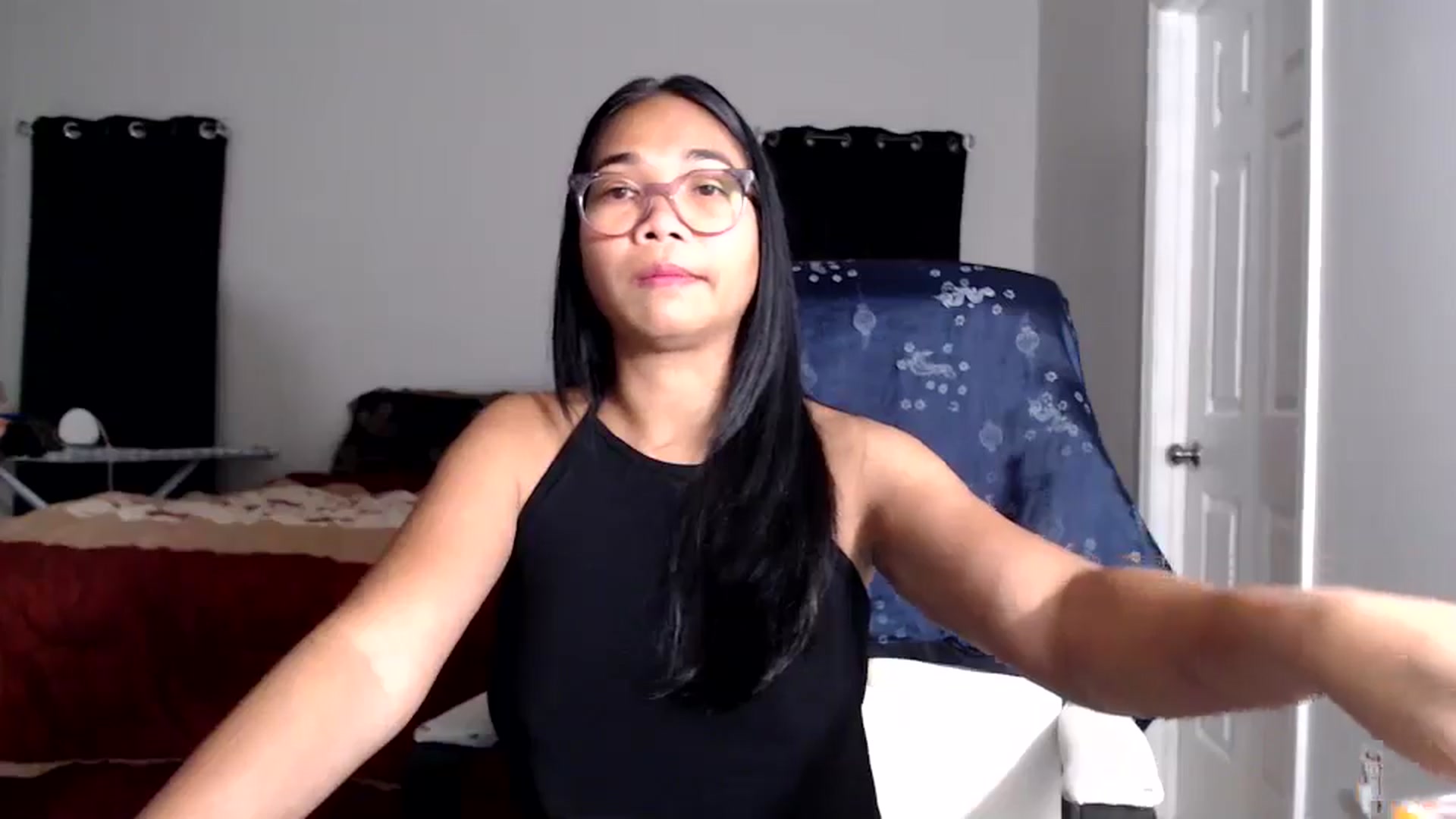 Gallery image thumbnail from Littlekai2025's myfreecams stream on, 10/28/2025, 02:04 image 18 of 20