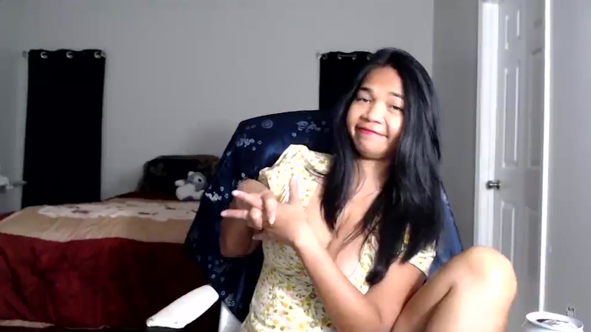 Gallery image thumbnail from Littlekai2025's myfreecams stream on, 10/29/2025, 03:33 image 14 of 20