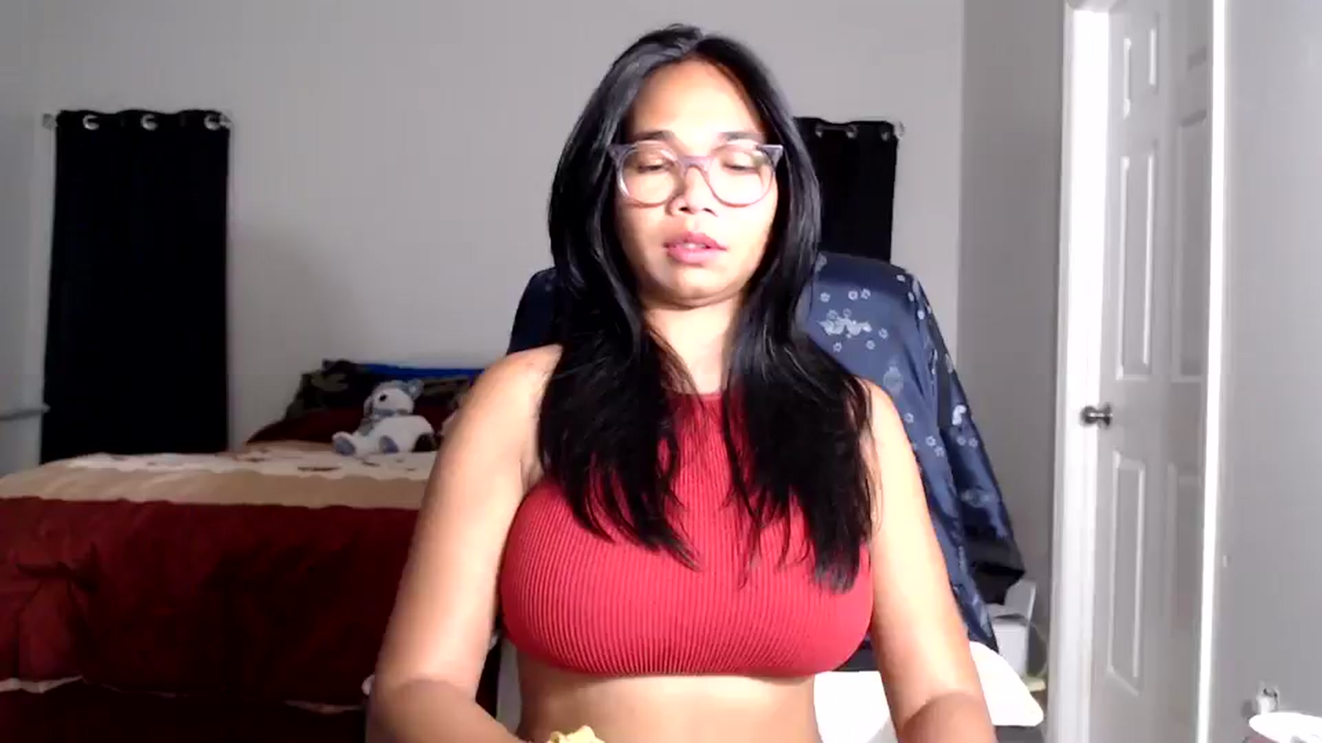 Gallery image thumbnail from Littlekai2025's myfreecams stream on, 10/30/2025, 02:37 image 11 of 20
