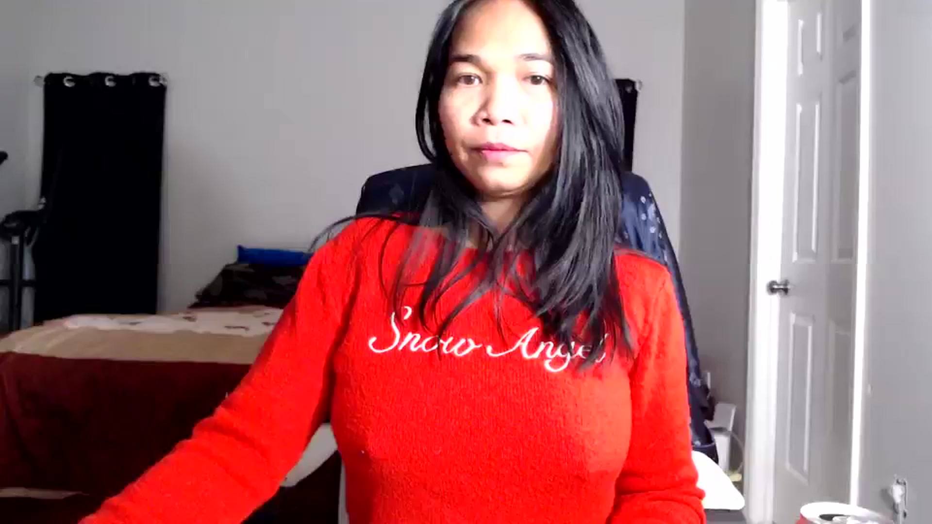 Gallery image thumbnail from Littlekai2025's myfreecams stream on, 11/03/2025, 04:11 image 13 of 20