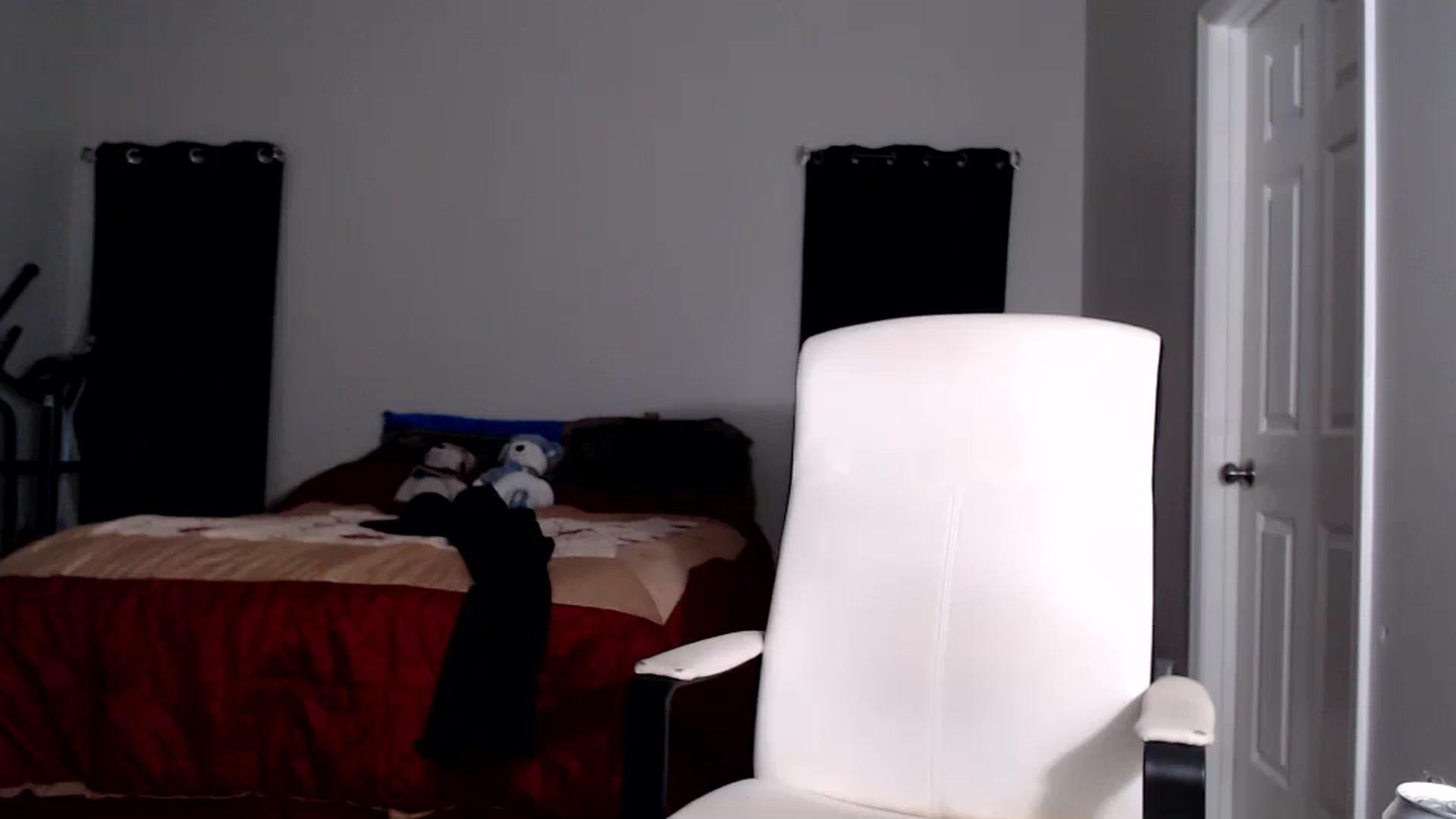 Gallery image thumbnail from Littlekai2025's myfreecams stream on, 11/06/2025, 03:59 image 9 of 20