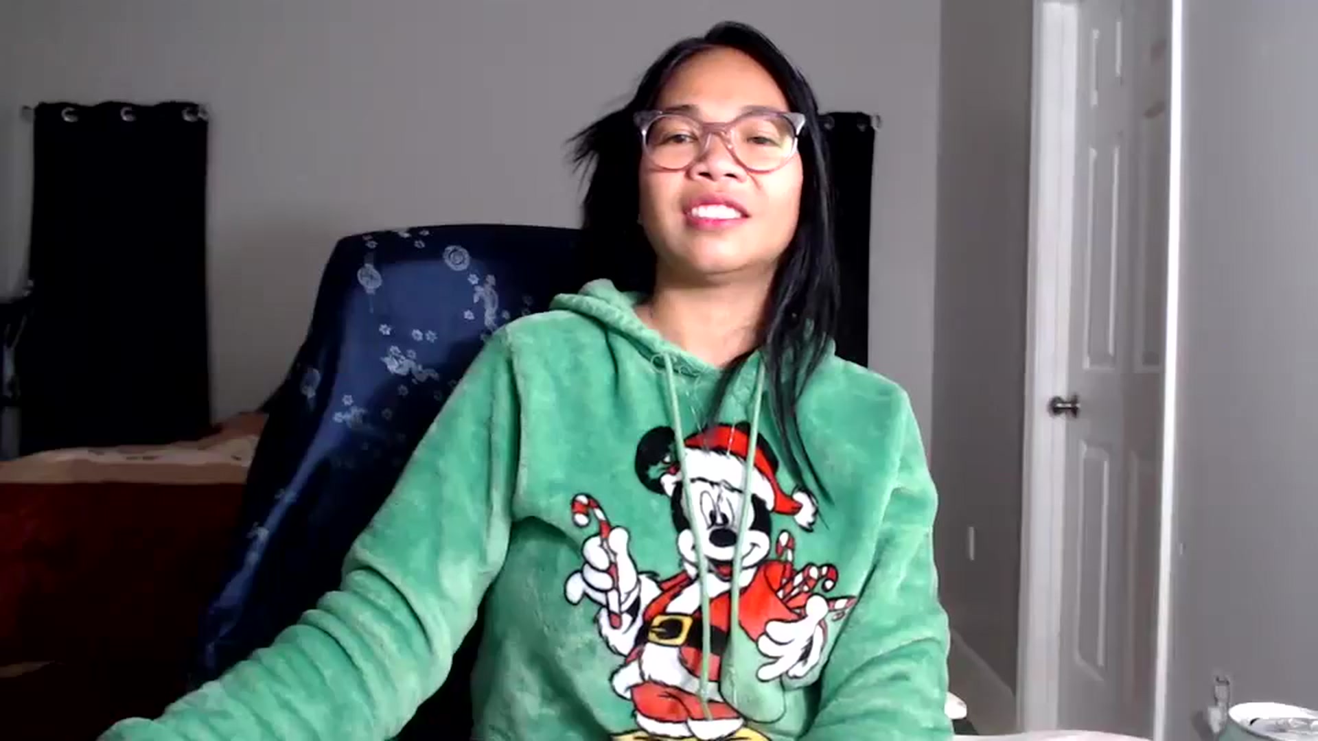 Gallery image thumbnail from Littlekai2025's myfreecams stream on, 11/11/2025, 04:53 image 18 of 20