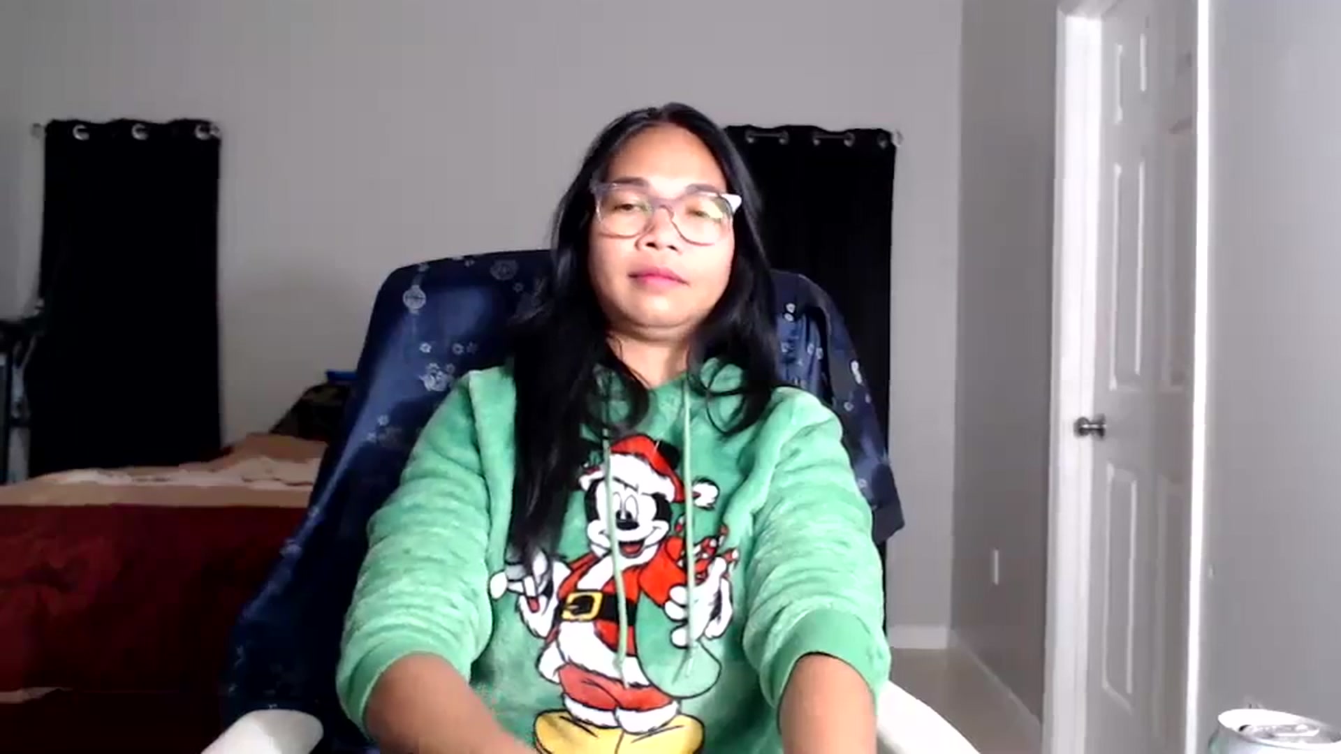 Gallery image thumbnail from Littlekai2025's myfreecams stream on, 11/11/2025, 04:53 image 13 of 20