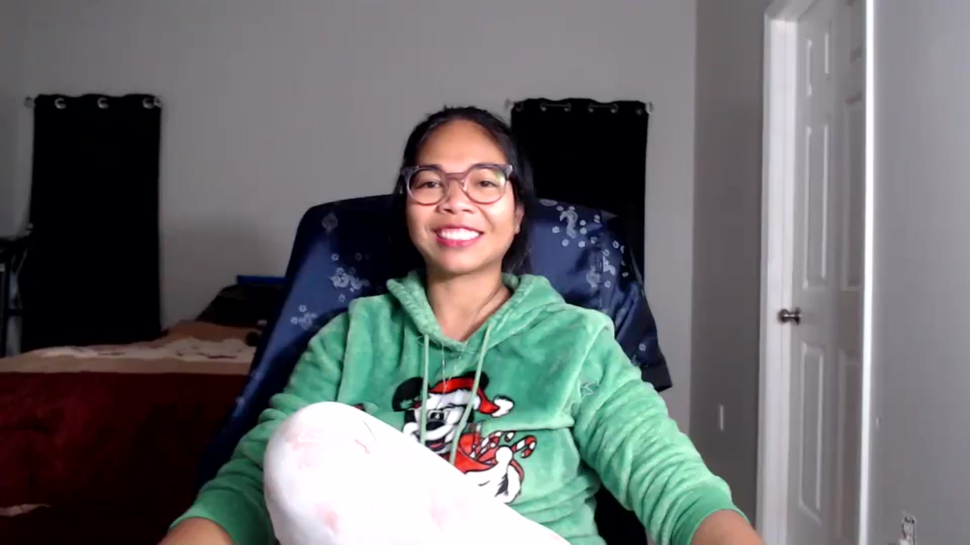 Gallery image thumbnail from Littlekai2025's myfreecams stream on, 11/11/2025, 04:53 image 2 of 20