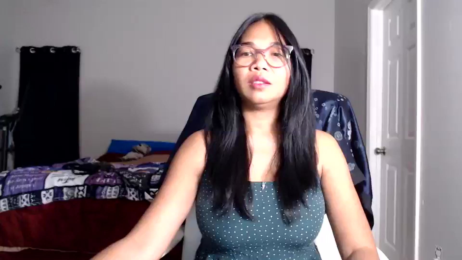 Gallery image thumbnail from Littlekai2025's myfreecams stream on, 11/17/2025, 01:06 image 1 of 20