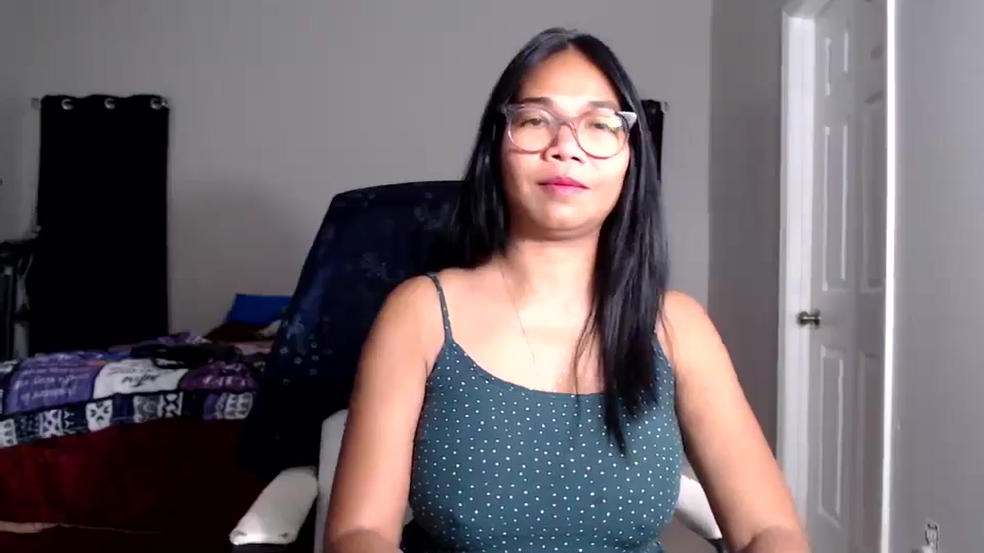 Gallery image thumbnail from Littlekai2025's myfreecams stream on, 11/17/2025, 01:06 image 10 of 20