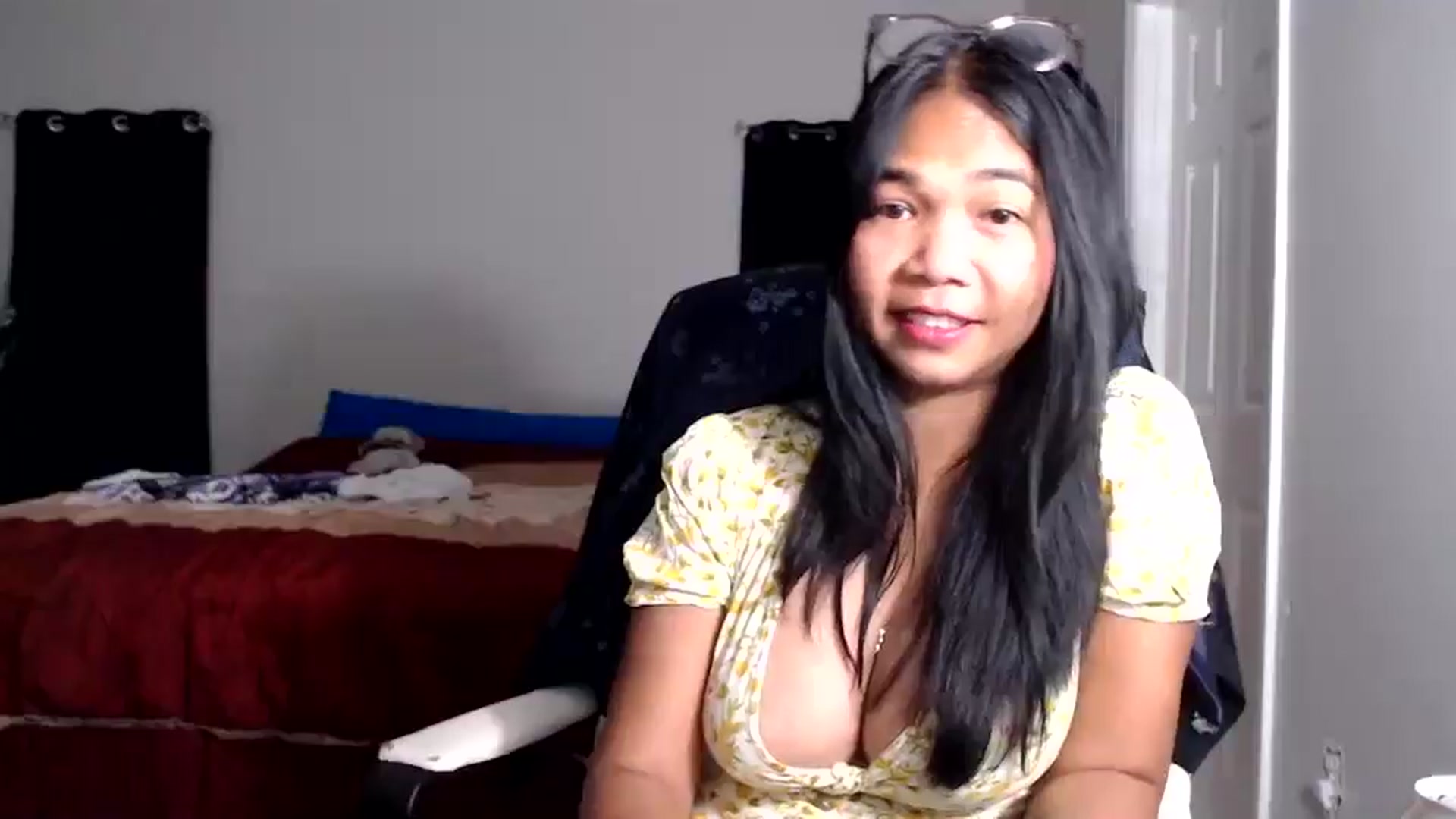 Gallery image thumbnail from Littlekai2025's myfreecams stream on, 11/18/2025, 04:31 image 6 of 20