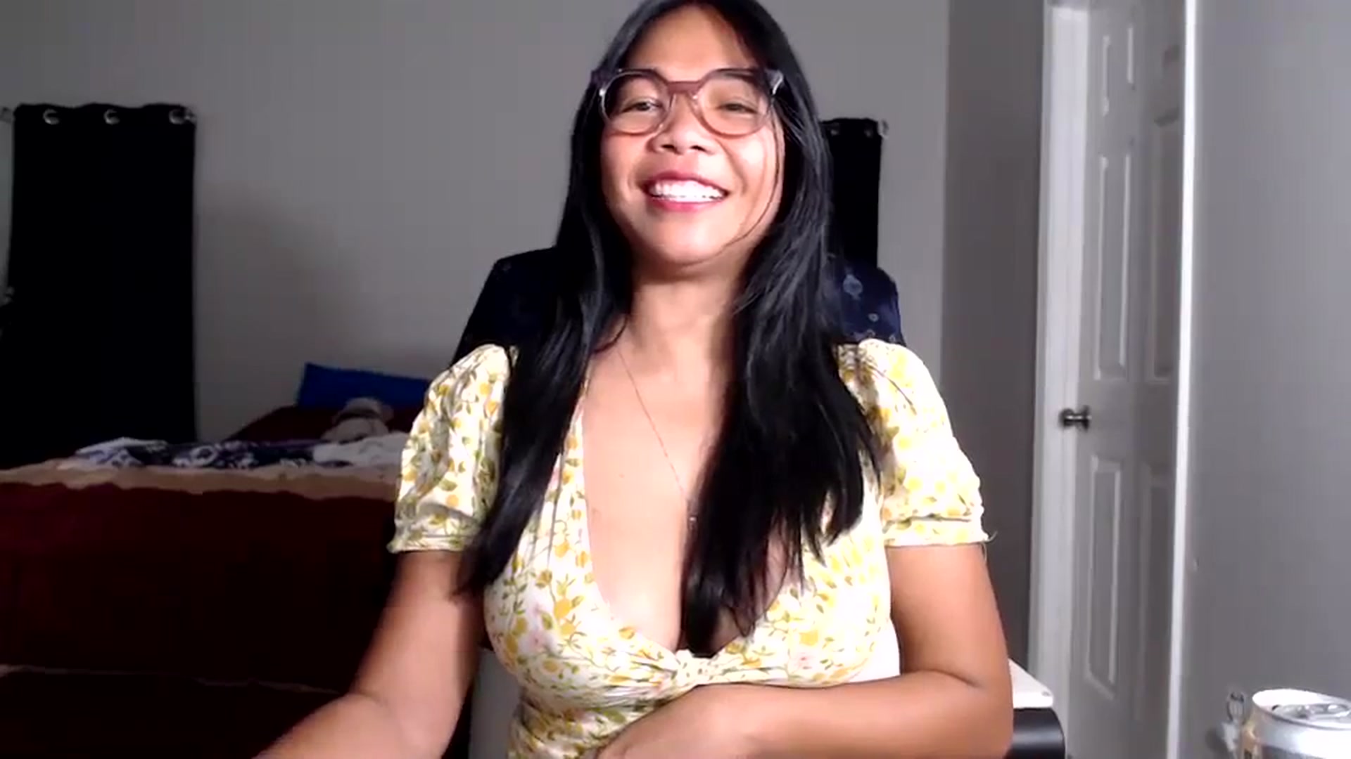 Gallery image thumbnail from Littlekai2025's myfreecams stream on, 11/18/2025, 04:31 image 14 of 20