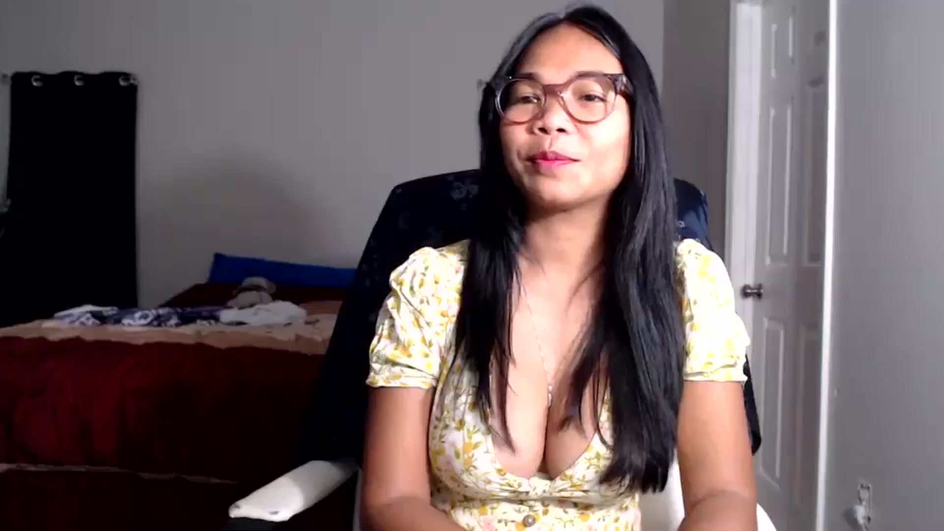 Gallery image thumbnail from Littlekai2025's myfreecams stream on, 11/18/2025, 04:31 image 1 of 20