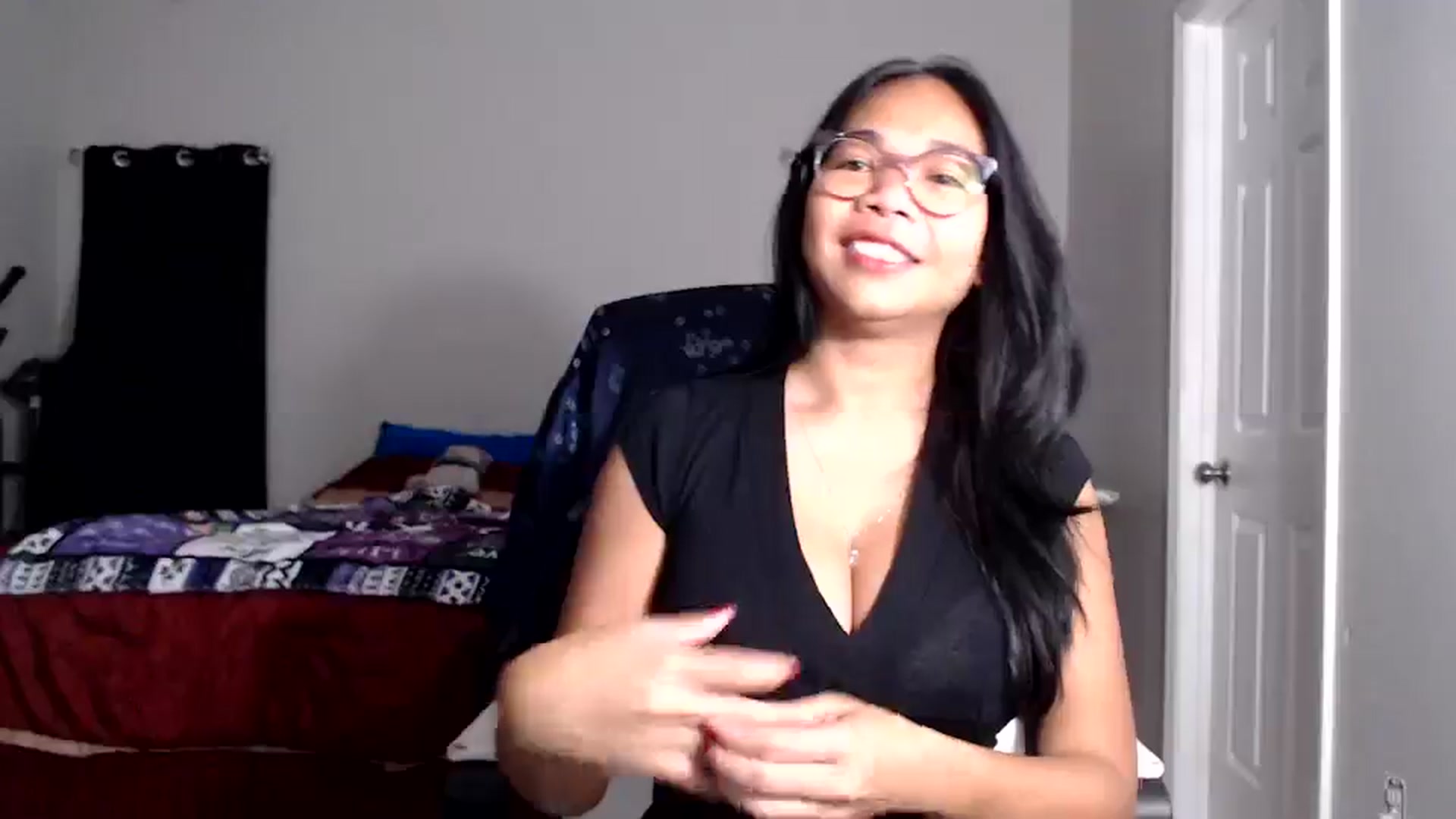 Gallery image thumbnail from Littlekai2025's myfreecams stream on, 11/21/2025, 04:54 image 3 of 20