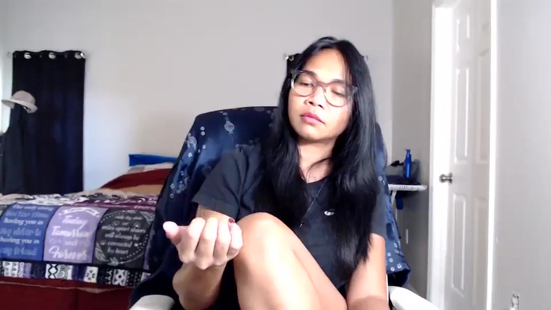 Gallery image thumbnail from Littlekai2025's myfreecams stream on, 11/22/2025, 23:40 image 6 of 20