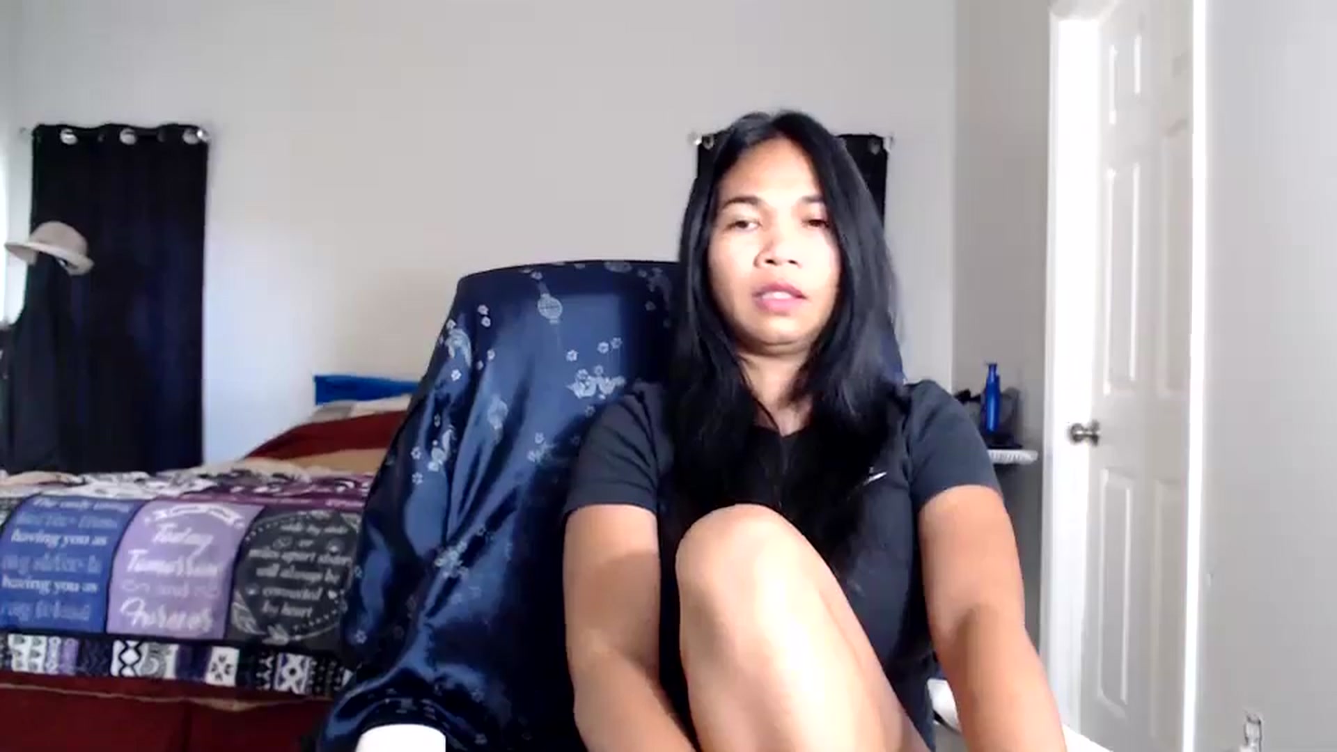 Gallery image thumbnail from Littlekai2025's myfreecams stream on, 11/22/2025, 23:40 image 5 of 20