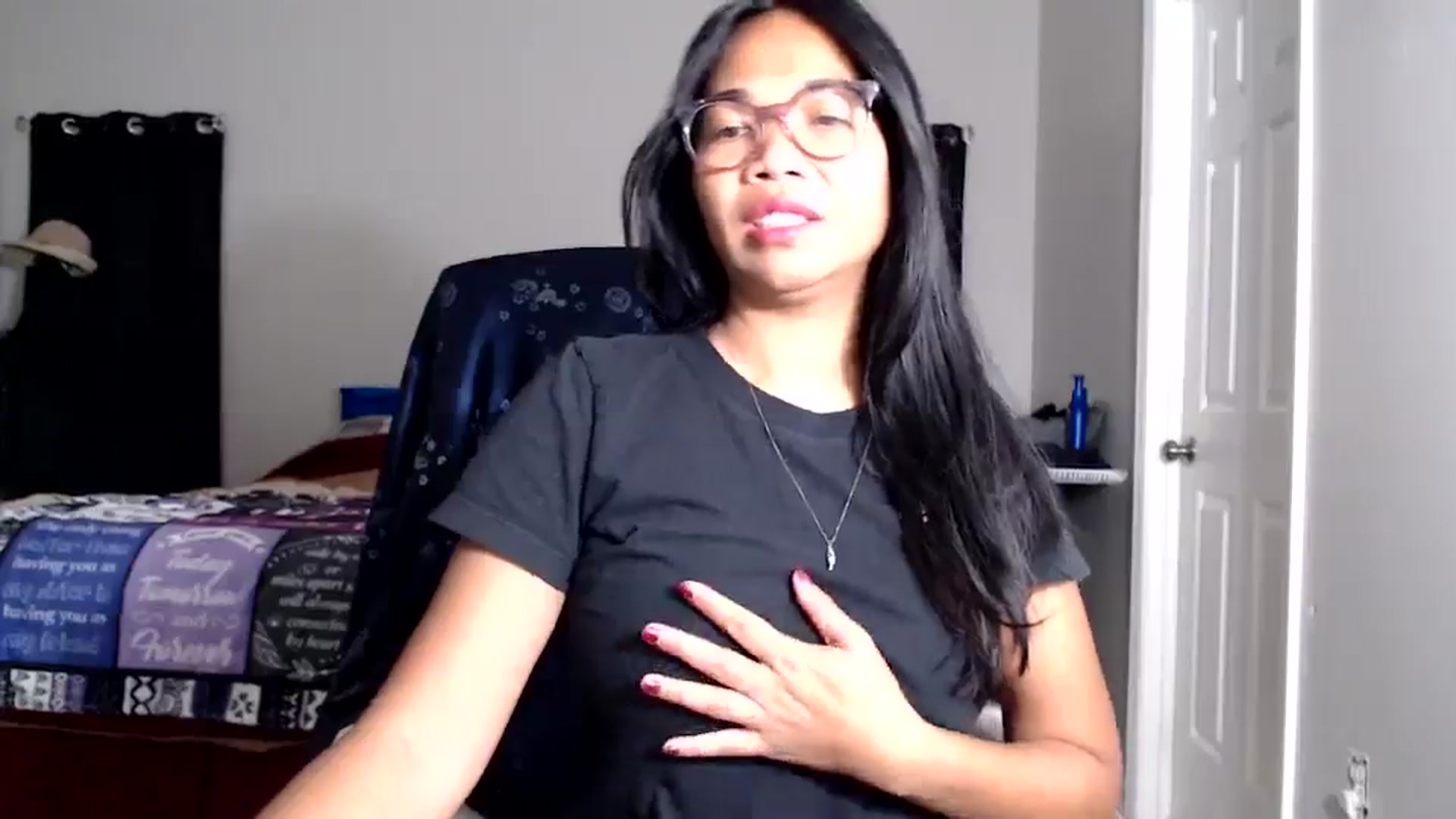 Gallery image thumbnail from Littlekai2025's myfreecams stream on, 11/23/2025, 24:14 image 9 of 20