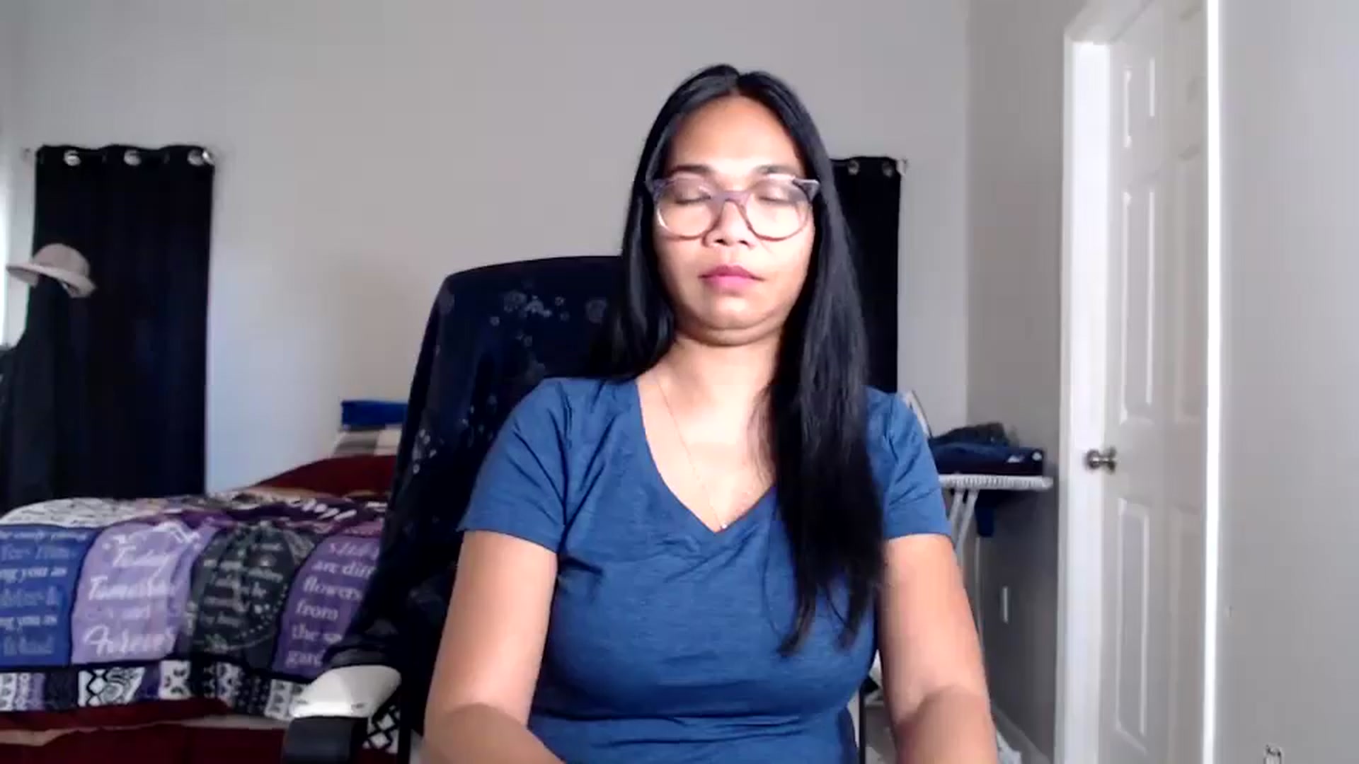 Gallery image thumbnail from Littlekai2025's myfreecams stream on, 11/23/2025, 22:14 image 5 of 20