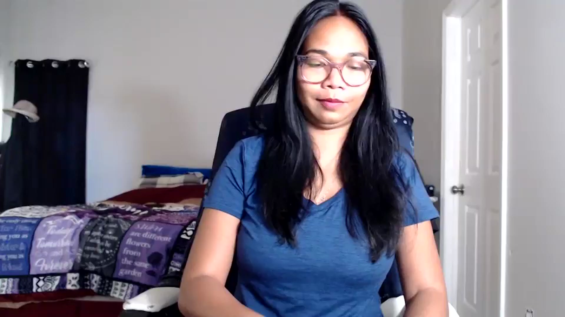 Gallery image thumbnail from Littlekai2025's myfreecams stream on, 11/23/2025, 22:14 image 7 of 20