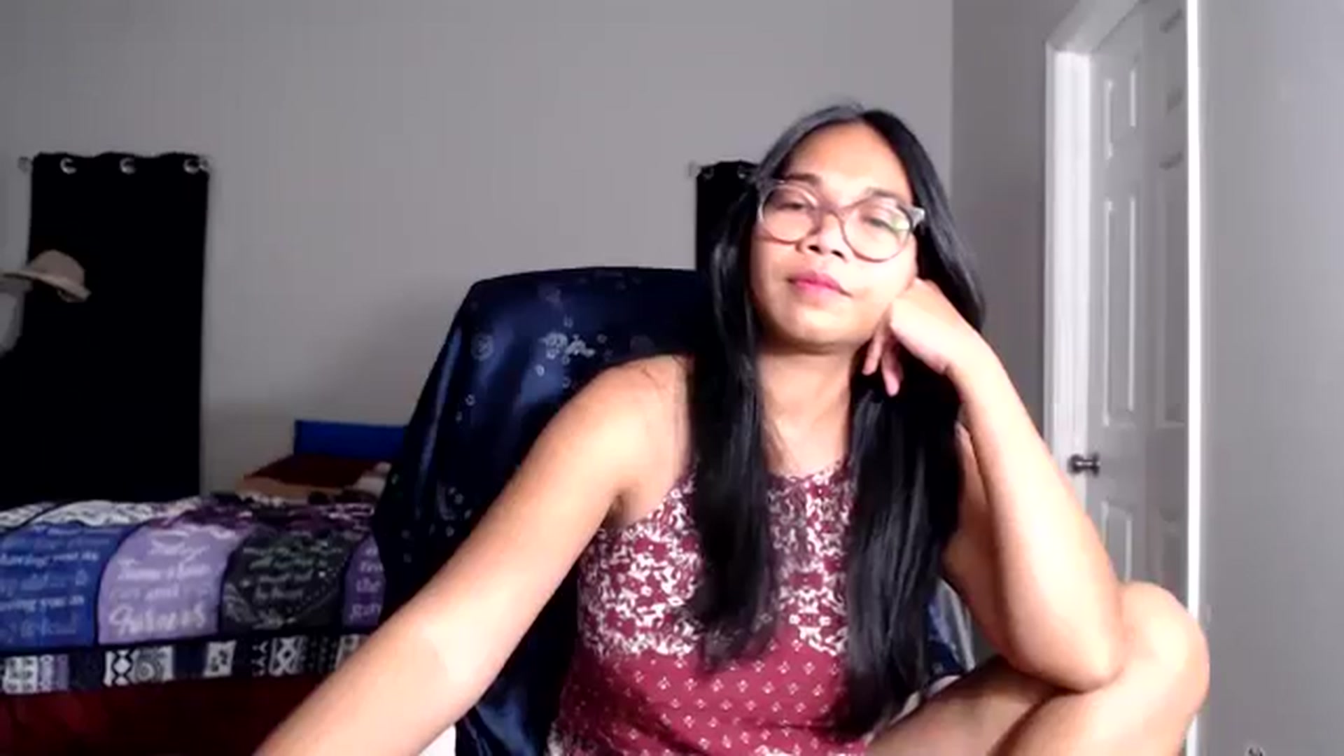 Gallery image thumbnail from Littlekai2025's myfreecams stream on, 11/25/2025, 07:58 image 11 of 20