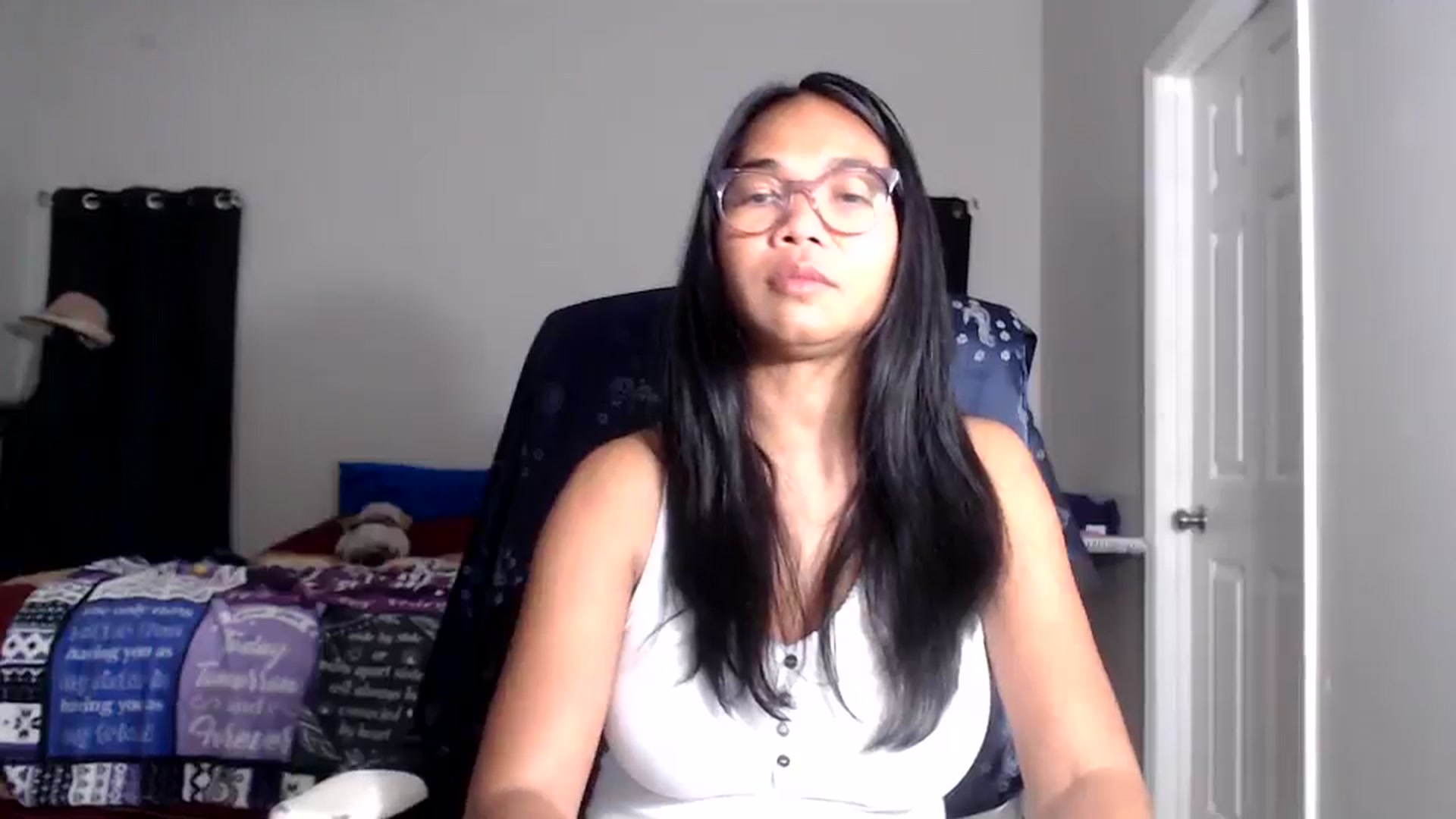 Gallery image thumbnail from Littlekai2025's myfreecams stream on, 11/27/2025, 04:56 image 2 of 20