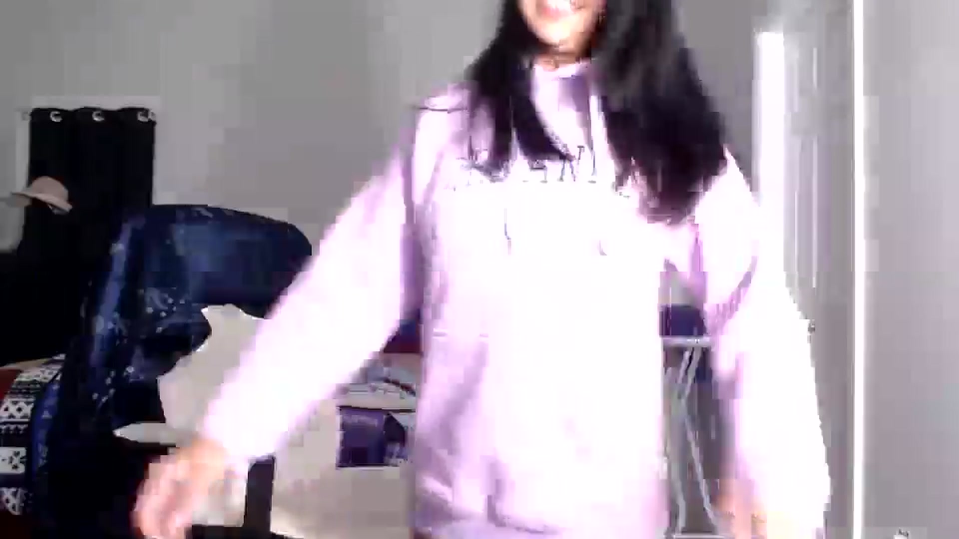Gallery image thumbnail from Littlekai2025's myfreecams stream on, 11/27/2025, 05:54 image 4 of 20