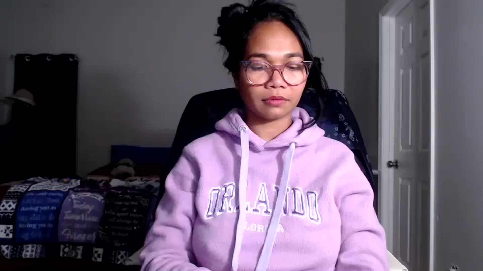 Gallery image thumbnail from Littlekai2025's myfreecams stream on, 11/27/2025, 05:54 image 7 of 20