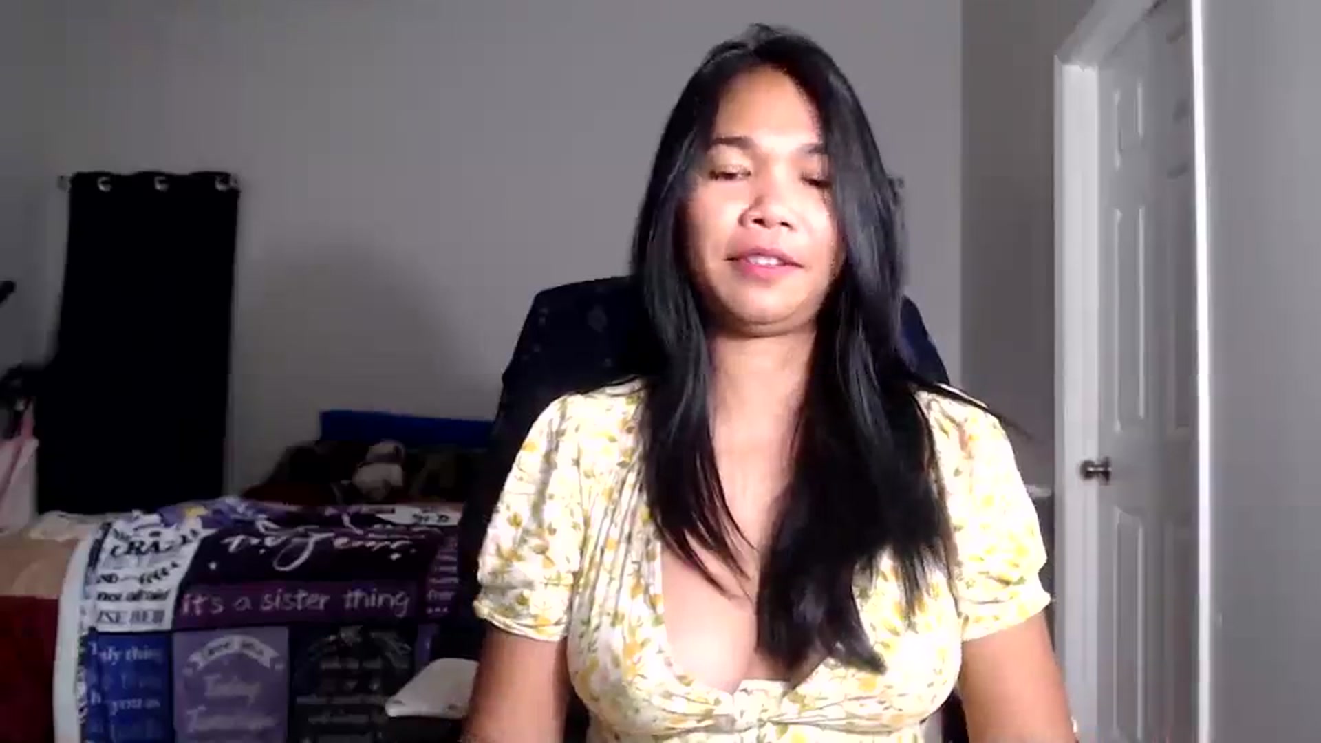 Gallery image thumbnail from Littlekai2025's myfreecams stream on, 11/28/2025, 05:07 image 19 of 20