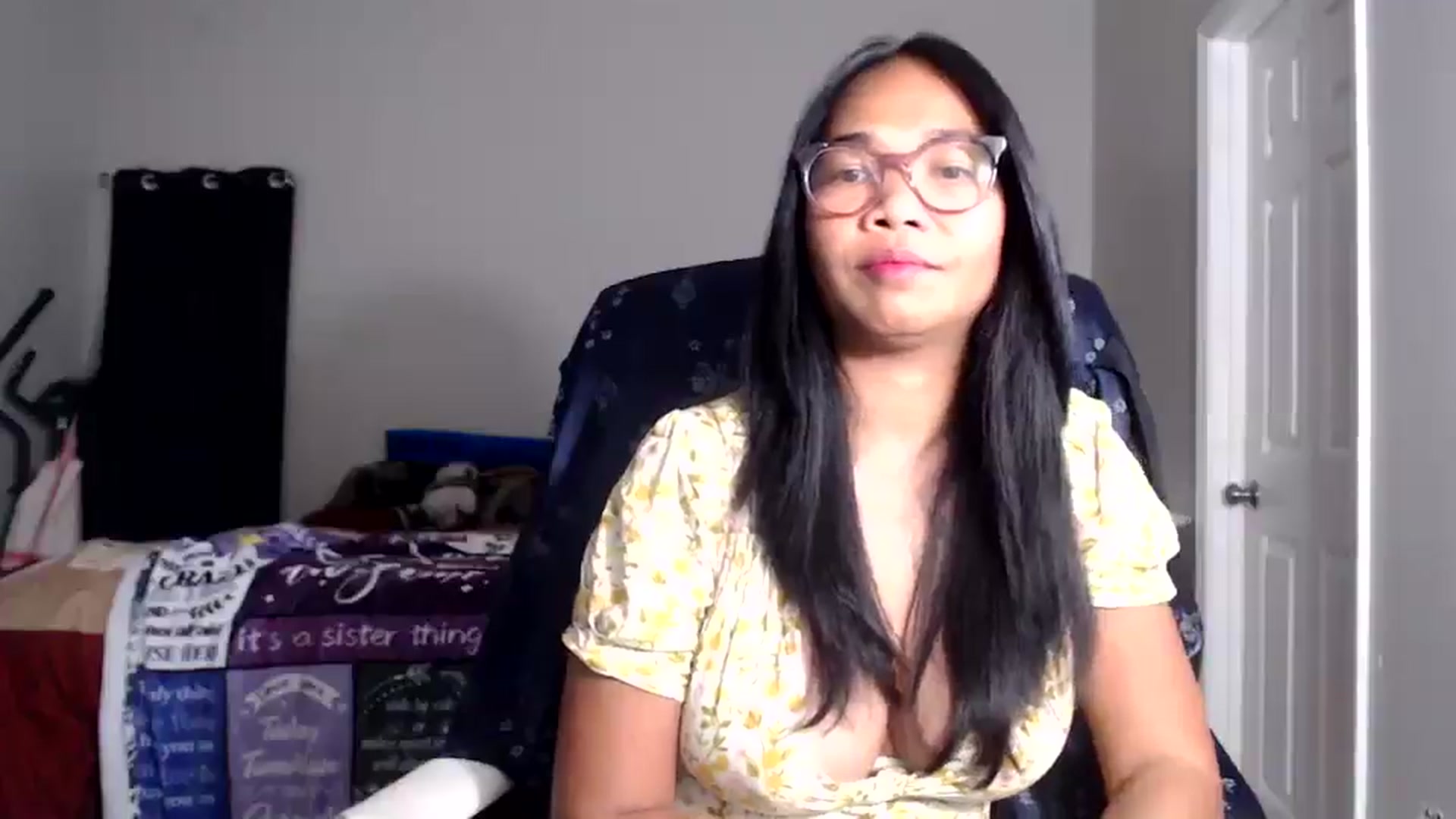 Gallery image thumbnail from Littlekai2025's myfreecams stream on, 11/28/2025, 05:07 image 2 of 20