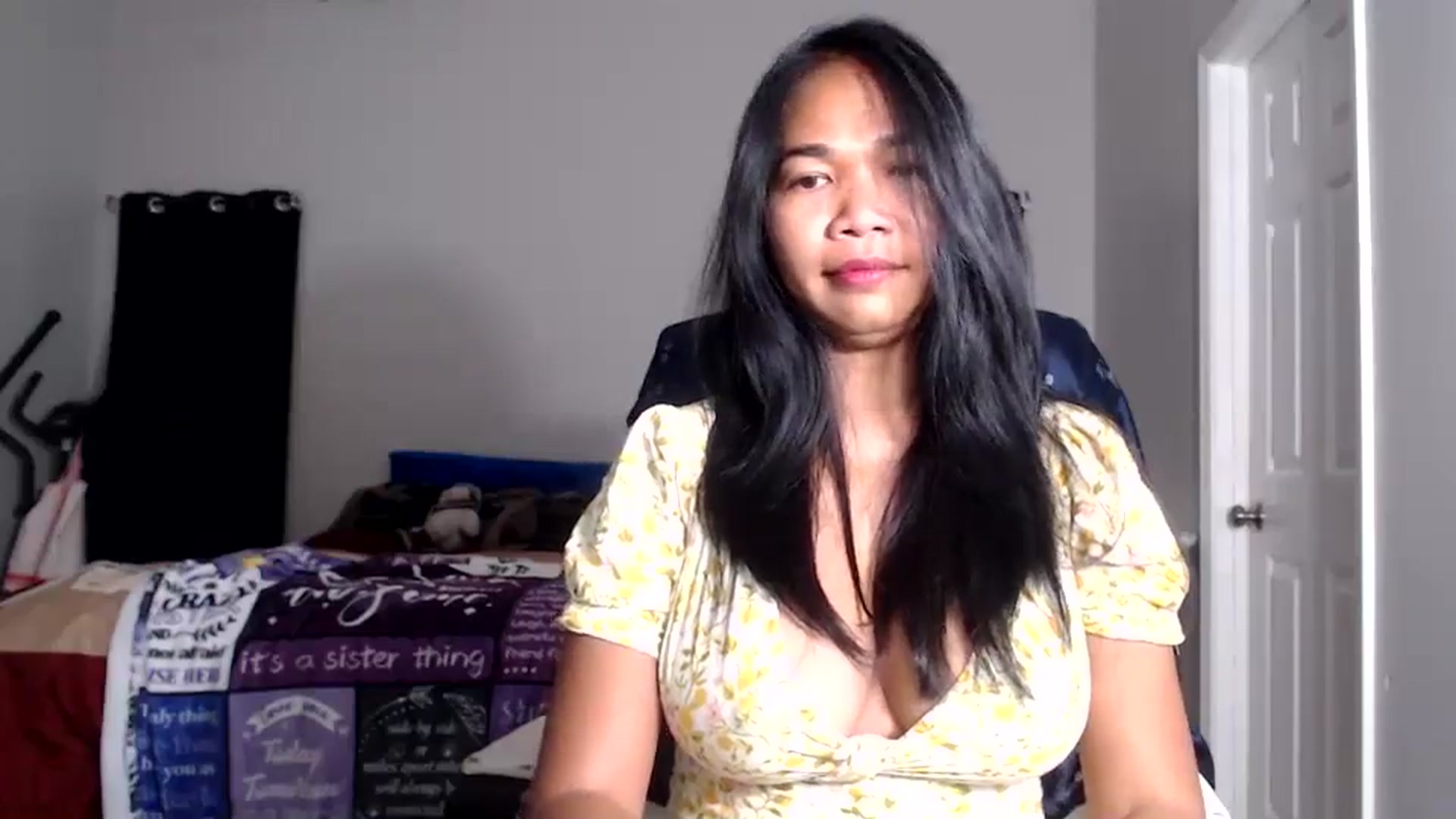 Gallery image thumbnail from Littlekai2025's myfreecams stream on, 11/28/2025, 05:07 image 15 of 20