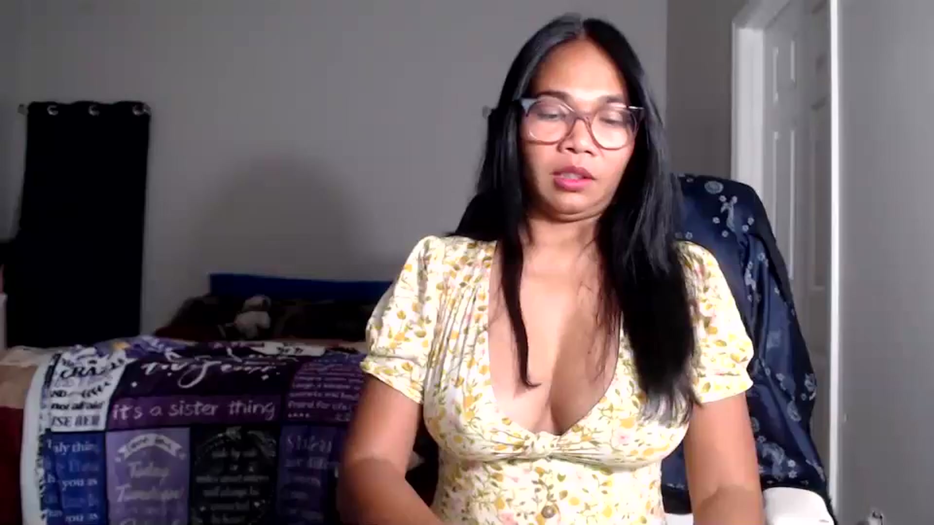 Gallery image thumbnail from Littlekai2025's myfreecams stream on, 11/28/2025, 05:07 image 1 of 20