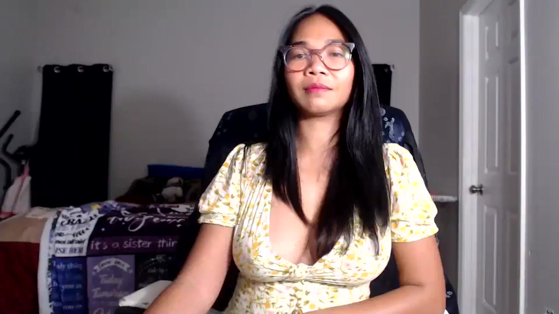 Gallery image thumbnail from Littlekai2025's myfreecams stream on, 11/28/2025, 05:07 image 4 of 20