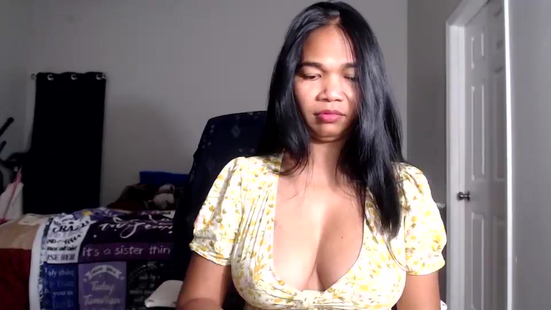 Gallery image thumbnail from Littlekai2025's myfreecams stream on, 11/28/2025, 05:38 image 6 of 20