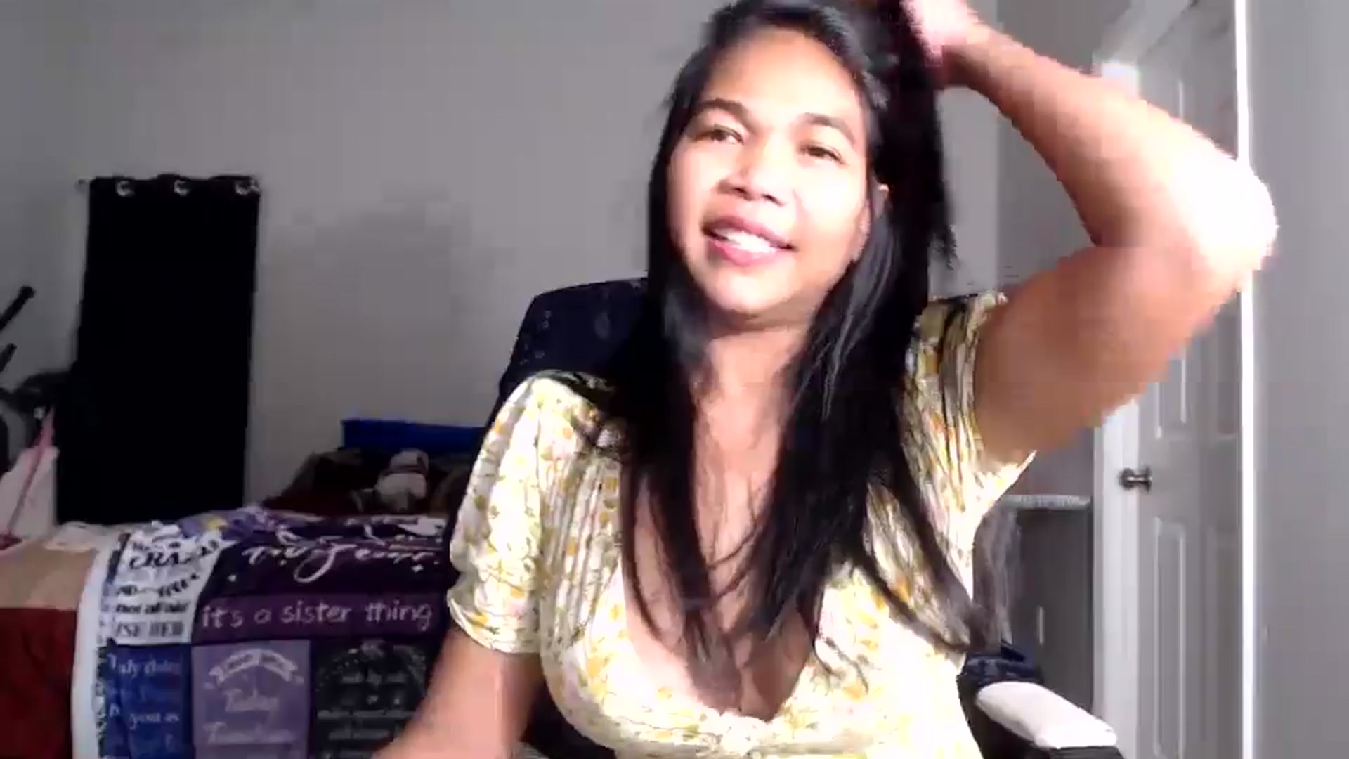 Gallery image thumbnail from Littlekai2025's myfreecams stream on, 11/28/2025, 05:38 image 20 of 20
