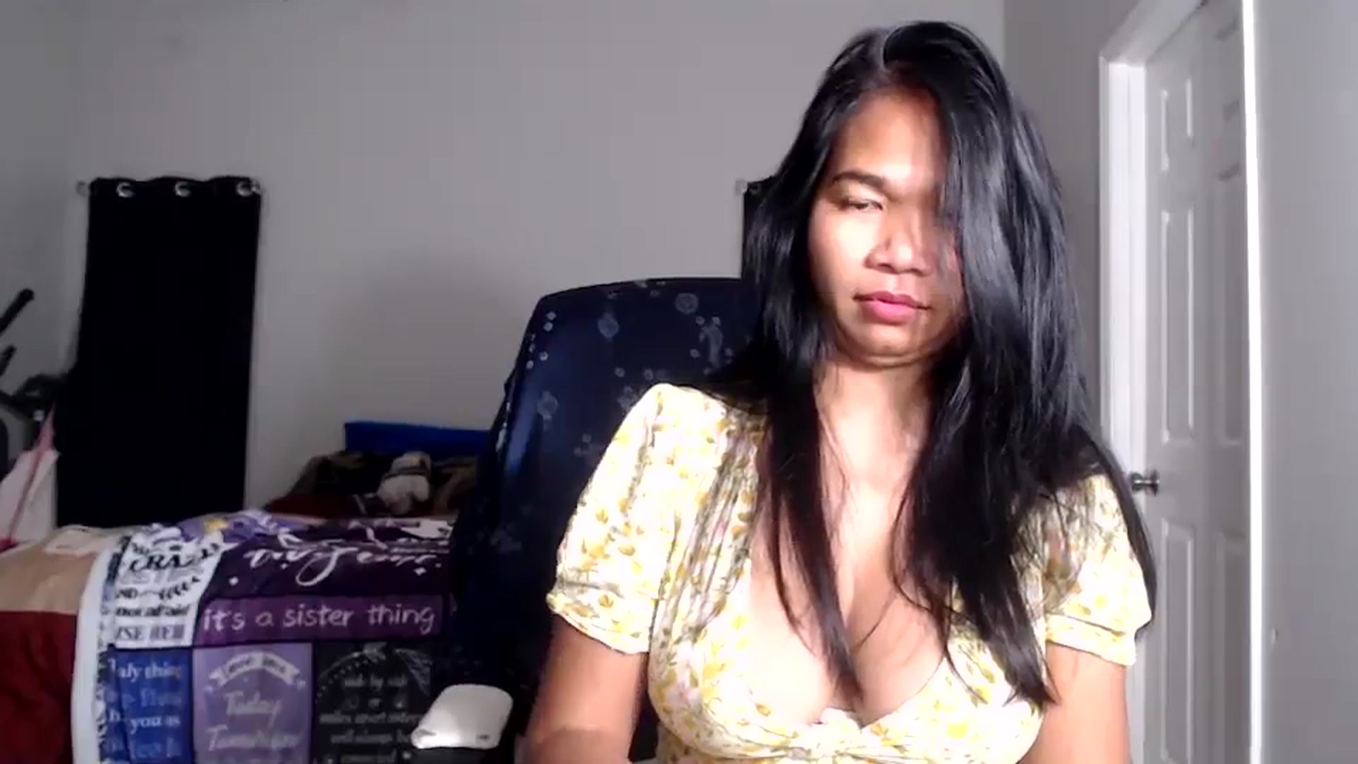 Gallery image thumbnail from Littlekai2025's myfreecams stream on, 11/28/2025, 05:38 image 19 of 20