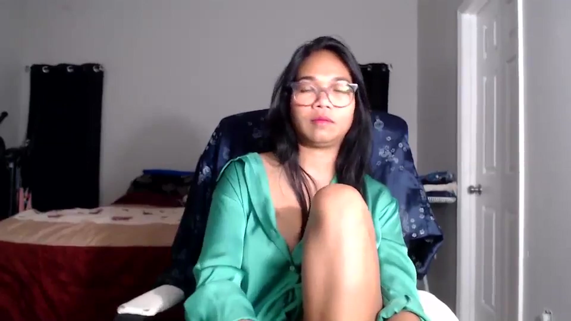 Gallery image thumbnail from Littlekai2025's myfreecams stream on, 12/01/2025, 02:09 image 3 of 20