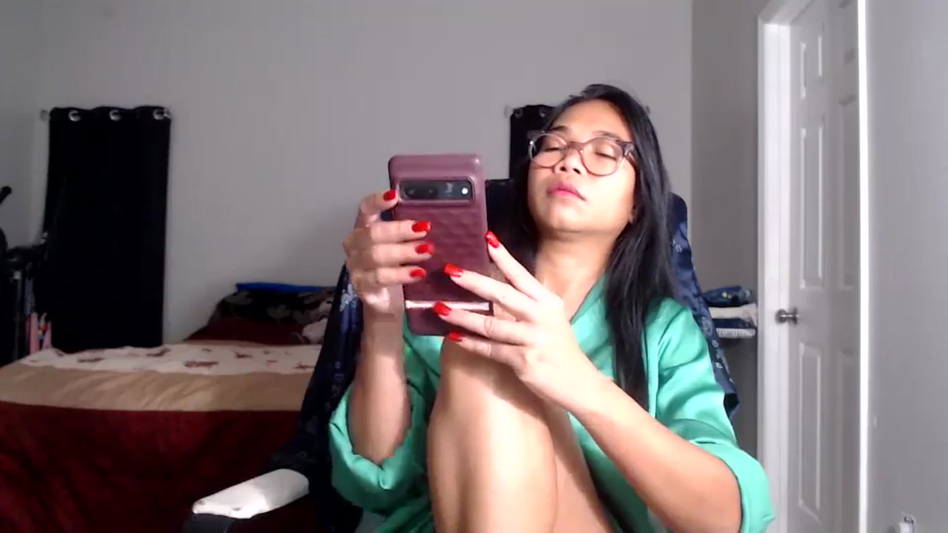 Gallery image thumbnail from Littlekai2025's myfreecams stream on, 12/01/2025, 02:09 image 6 of 20