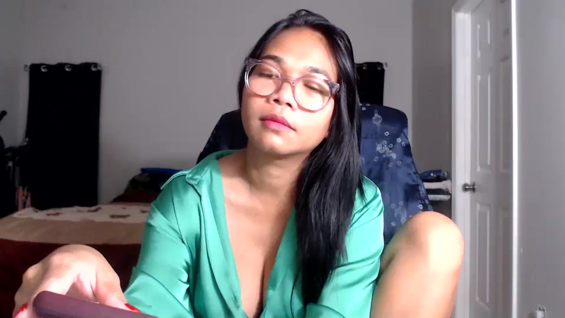 Gallery image thumbnail from Littlekai2025's myfreecams stream on, 12/01/2025, 02:09 image 13 of 20