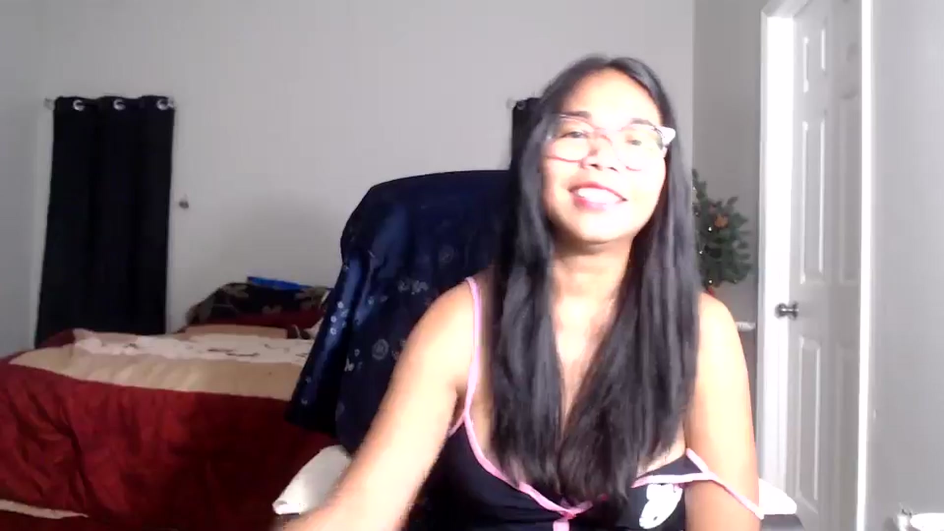 Gallery image thumbnail from Littlekai2025's myfreecams stream on, 12/05/2025, 04:37 image 8 of 20