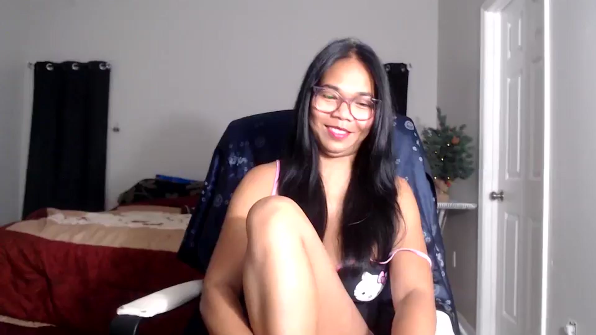 Gallery image thumbnail from Littlekai2025's myfreecams stream on, 12/05/2025, 04:37 image 3 of 20