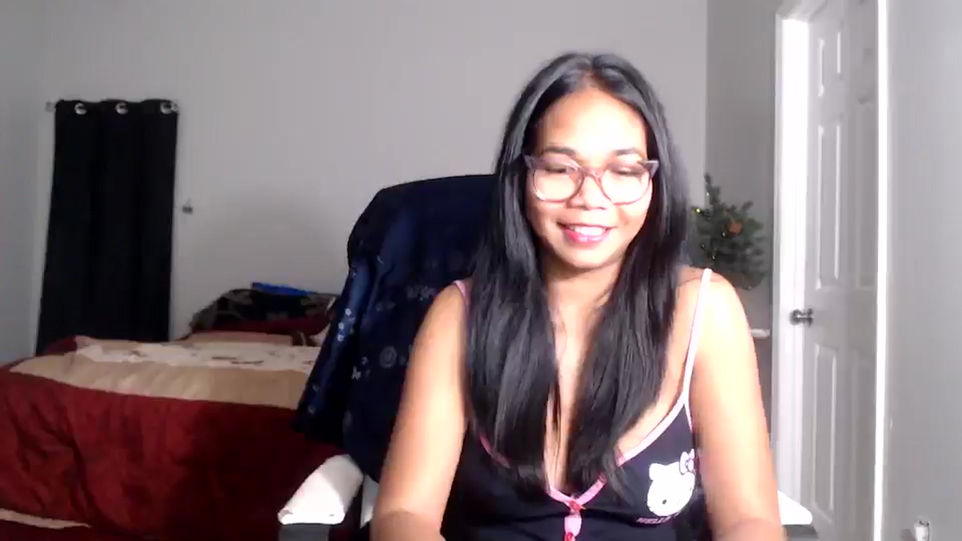 Gallery image thumbnail from Littlekai2025's myfreecams stream on, 12/05/2025, 04:37 image 9 of 20