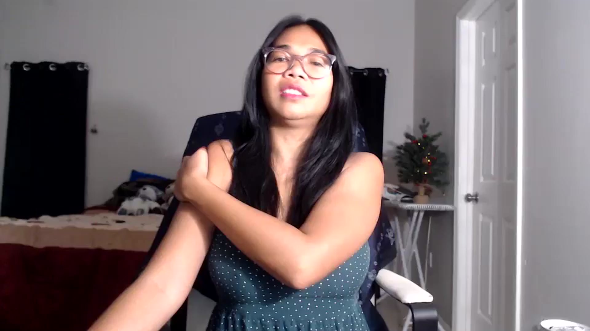 Gallery image thumbnail from Littlekai2025's myfreecams stream on, 12/09/2025, 24:32 image 5 of 20