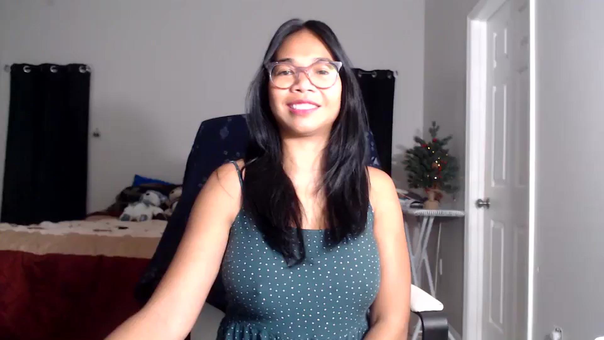 Gallery image thumbnail from Littlekai2025's myfreecams stream on, 12/09/2025, 02:47 image 7 of 20