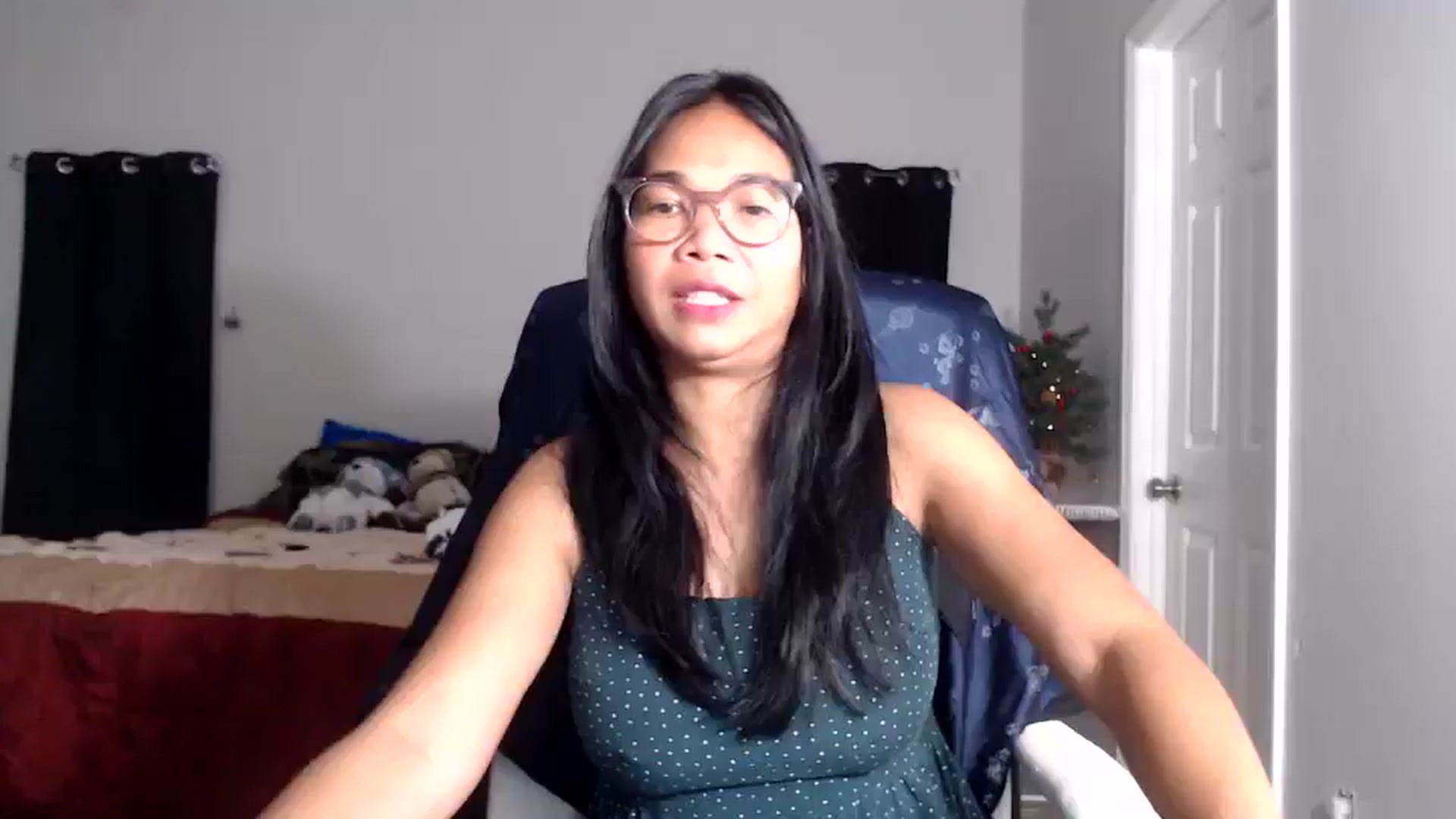 Gallery image thumbnail from Littlekai2025's myfreecams stream on, 12/09/2025, 02:47 image 13 of 20