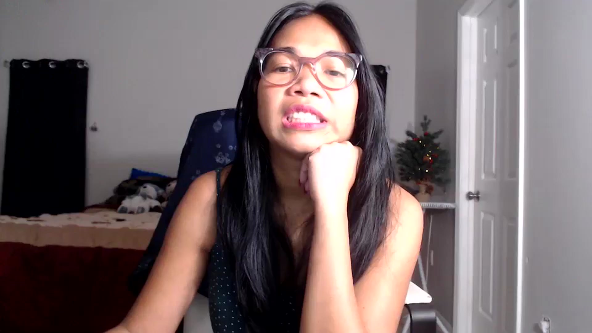 Gallery image thumbnail from Littlekai2025's myfreecams stream on, 12/09/2025, 02:47 image 12 of 20